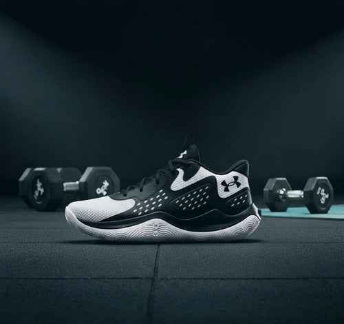 Tenis Under Armour Jet '23 3026634006 Caballero Original Negro Lisa 29 Mx