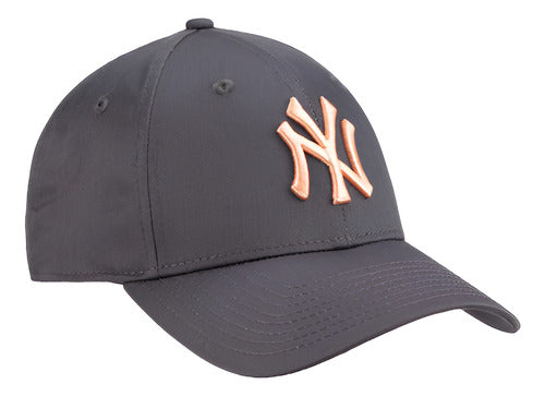 Gorra Mbl 940 Yankees Mm Nb 24 Grpht 14450133 Cómoda Moda Gris Oscuro Unitalla Lisa
