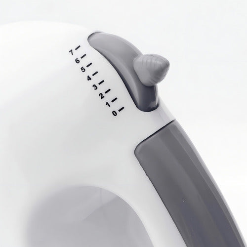 Batidora De Mano American 9975 Blanca 7 Velocidades Acero Inoxidable Blanco 60 Hz