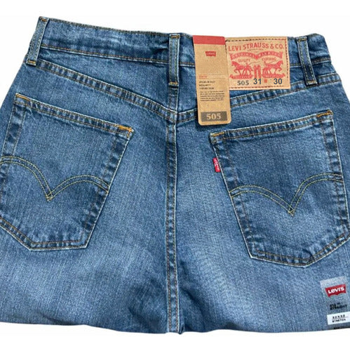 Pantalón Levis® 505 Regular Fit Caballero 005050216 Clásico Azul Marino Liso 32-30