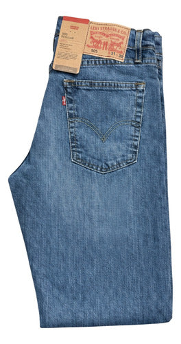 Pantalón Levis® 505 Regular Fit Caballero 005050216 Clásico Azul Marino Liso 32-30